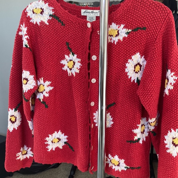 Sweater - Picture 7 of 7